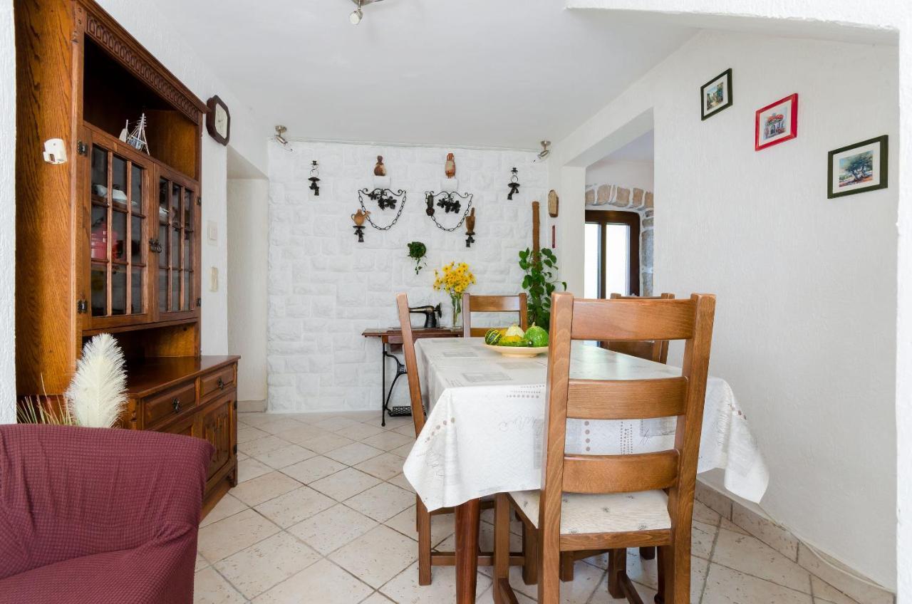 Apartment Josip Plomin Eksteriør billede