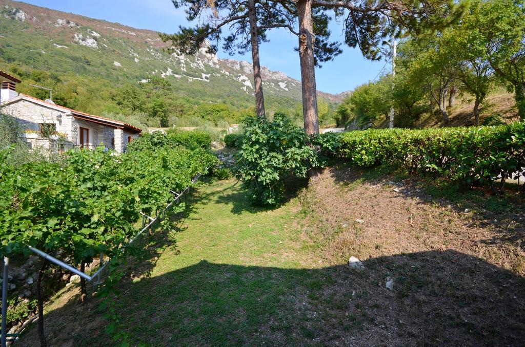 Apartment Josip Plomin Eksteriør billede