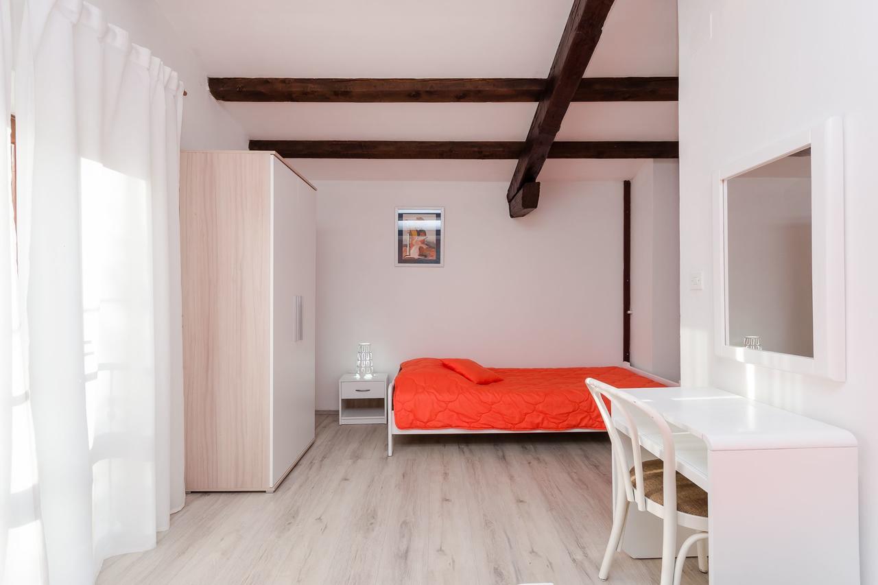 Apartment Josip Plomin Eksteriør billede
